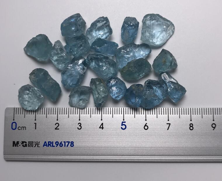 Facet Rough Aquamarine for Sale