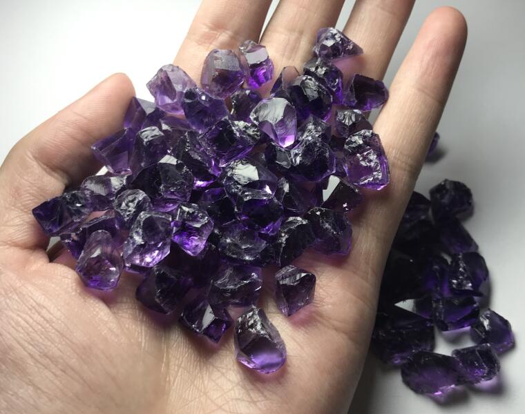 Facet Rough Amethyst for Sale from China