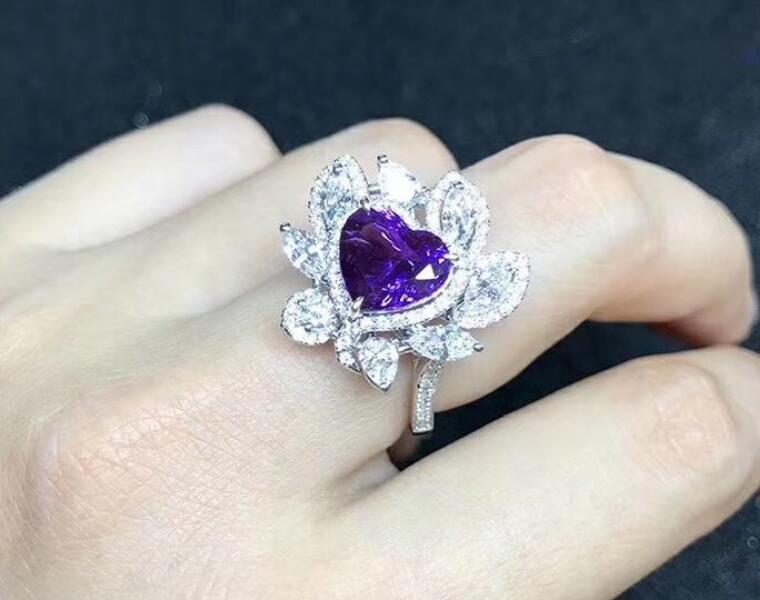 Sri Lankan Purple Sapphire Ring