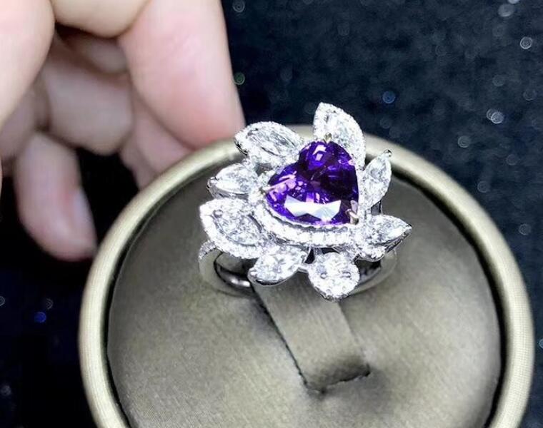 Sri Lankan Purple Sapphire Ring